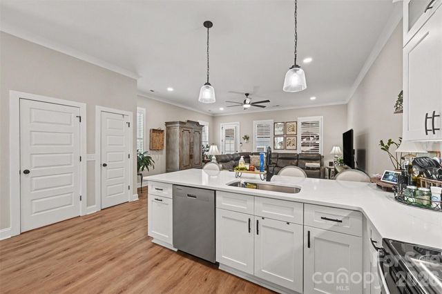 131 W F Street, Kannapolis, NC 28081