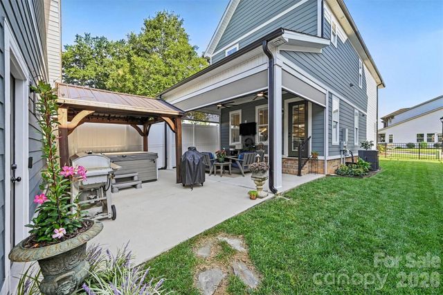 131 W F Street, Kannapolis, NC 28081