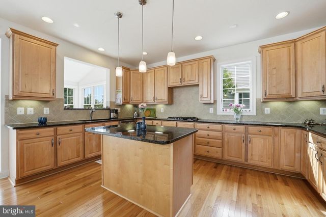 15714 VICTORIAS CREST PL, Haymarket, VA 20169