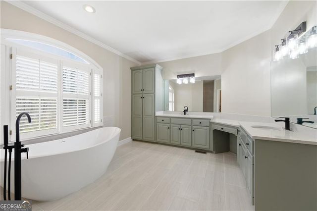 110 Hermitage Court, Powder Springs, GA 30127