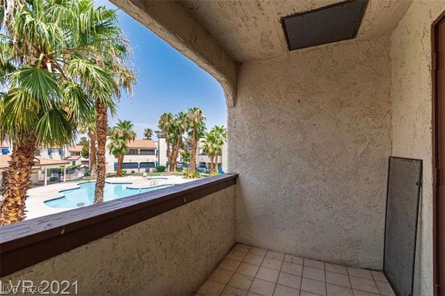 6137 West Oakey Boulevard D, Las Vegas, NV 89146