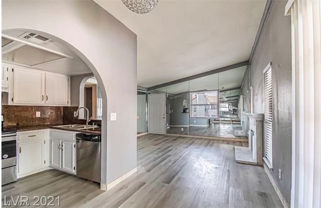 6137 West Oakey Boulevard D, Las Vegas, NV 89146