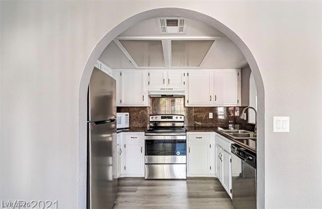 6137 West Oakey Boulevard D, Las Vegas, NV 89146