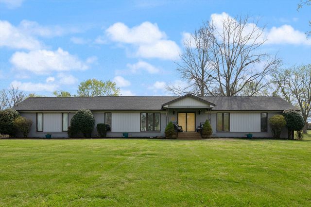 211 Lake Terrace Dr, Hendersonville, TN 37075