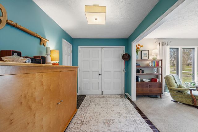 211 Lake Terrace Dr, Hendersonville, TN 37075