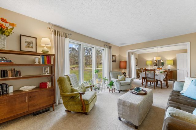 211 Lake Terrace Dr, Hendersonville, TN 37075