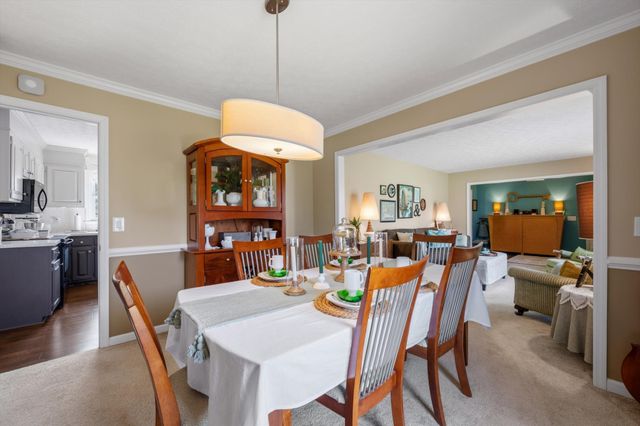 211 Lake Terrace Dr, Hendersonville, TN 37075