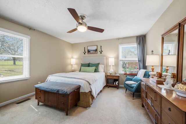 211 Lake Terrace Dr, Hendersonville, TN 37075