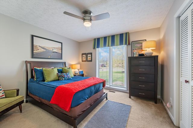 211 Lake Terrace Dr, Hendersonville, TN 37075