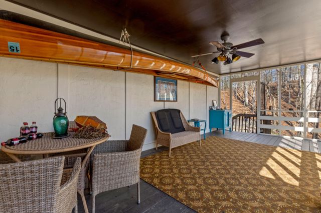 9030 Finney Point Drive, Ooltewah, TN 37363