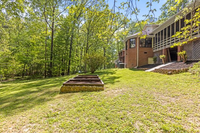 9030 Finney Point Drive, Ooltewah, TN 37363
