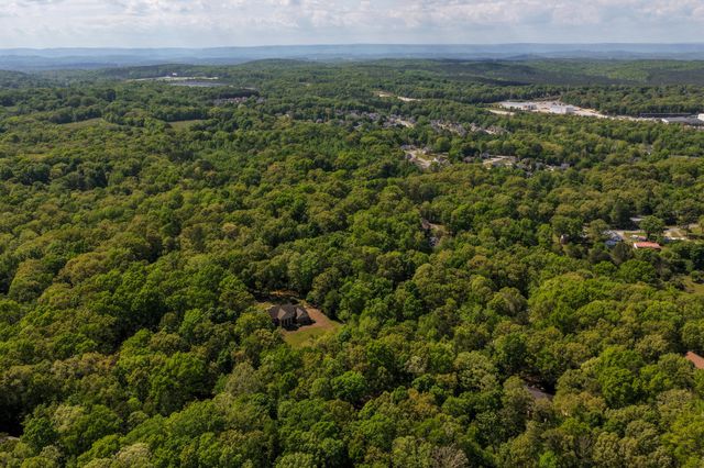 9030 Finney Point Drive, Ooltewah, TN 37363
