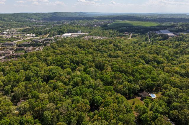9030 Finney Point Drive, Ooltewah, TN 37363