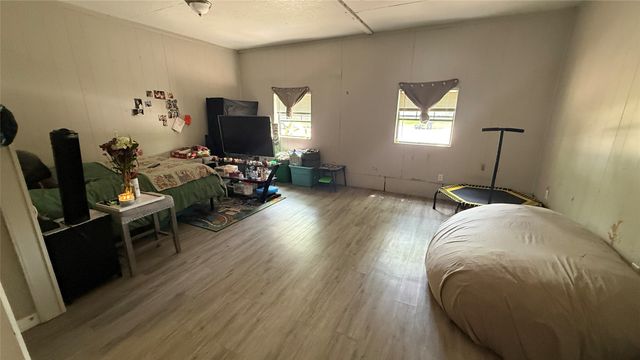 1204 Thannisch Court, Arlington, TX 76011