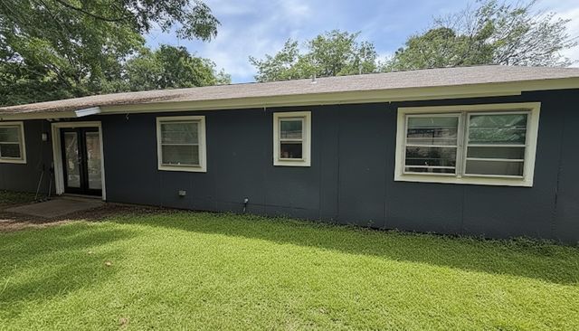 1204 Thannisch Court, Arlington, TX 76011