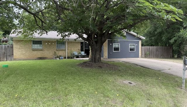 1204 Thannisch Court, Arlington, TX 76011