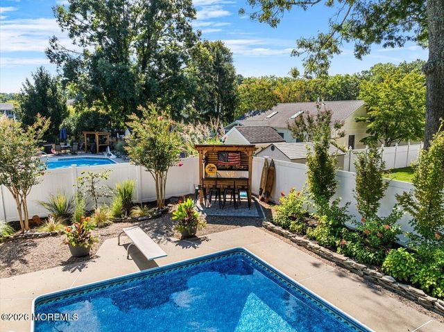 1467 Pueblo Court, Toms River, NJ 08755