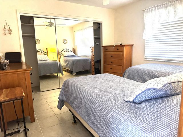 2571 RIVERBLUFF PARKWAY V158, Sarasota, FL 34231