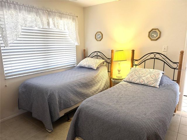 2571 RIVERBLUFF PARKWAY V158, Sarasota, FL 34231