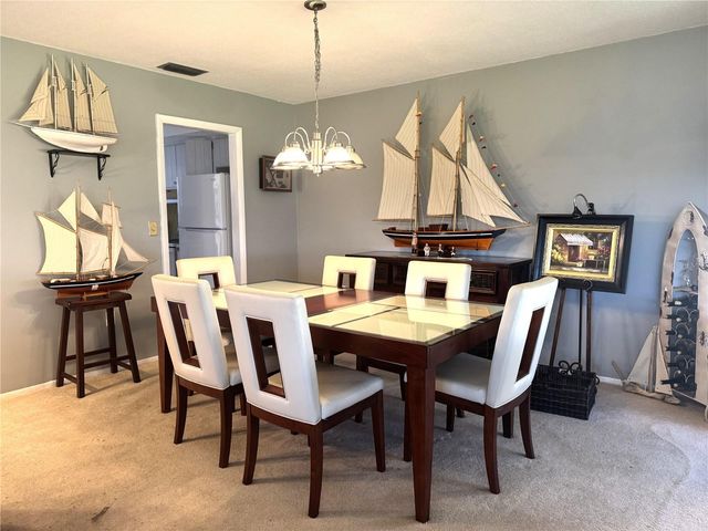 2571 RIVERBLUFF PARKWAY V158, Sarasota, FL 34231