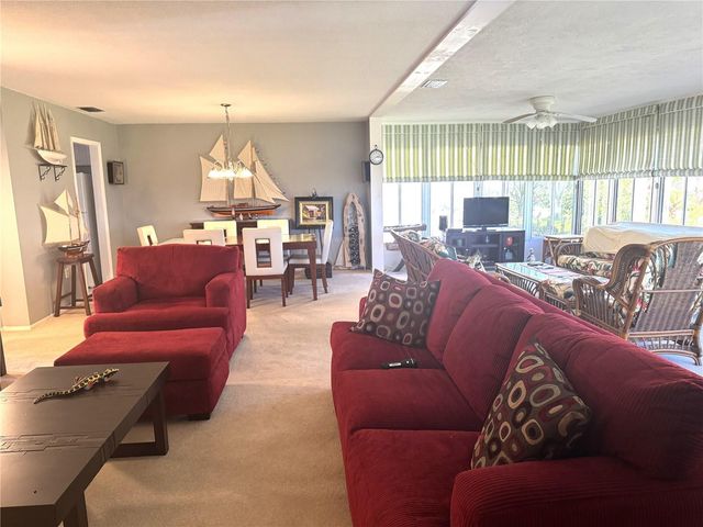 2571 RIVERBLUFF PARKWAY V158, Sarasota, FL 34231