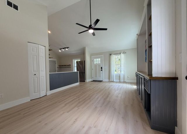 1179 Landsdowne, Charleston, SC 29412