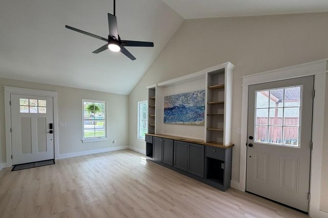 1179 Landsdowne, Charleston, SC 29412