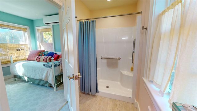 11 High Street, Hopkinton, RI 02804