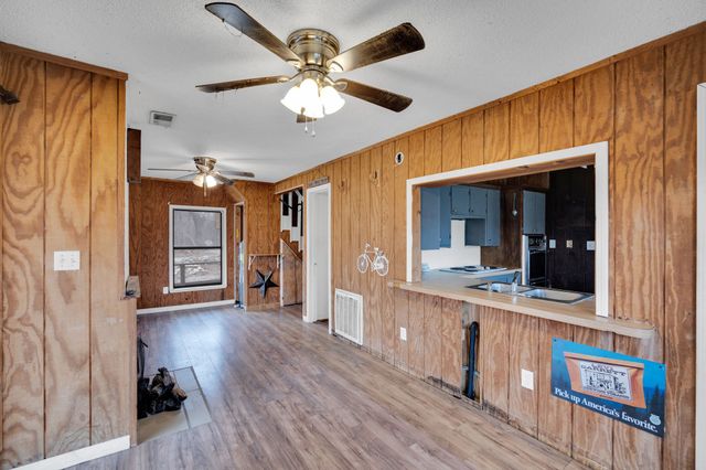 160 Private Road 481, Hillsboro, TX 76645