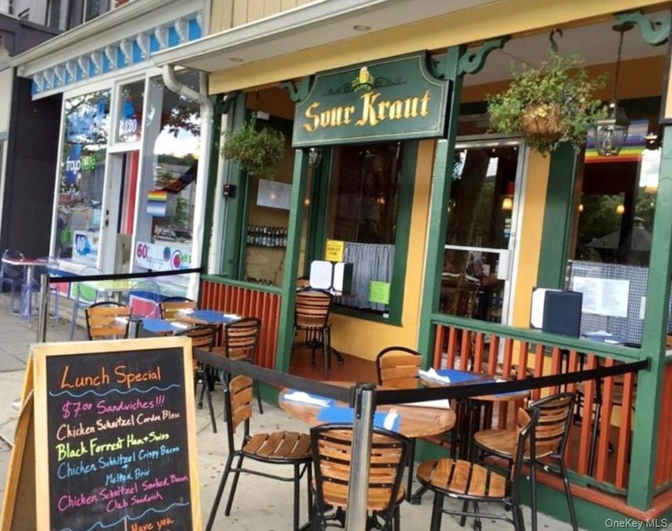 118 Main Street Storefront, Nyack, NY 10960 — exterior