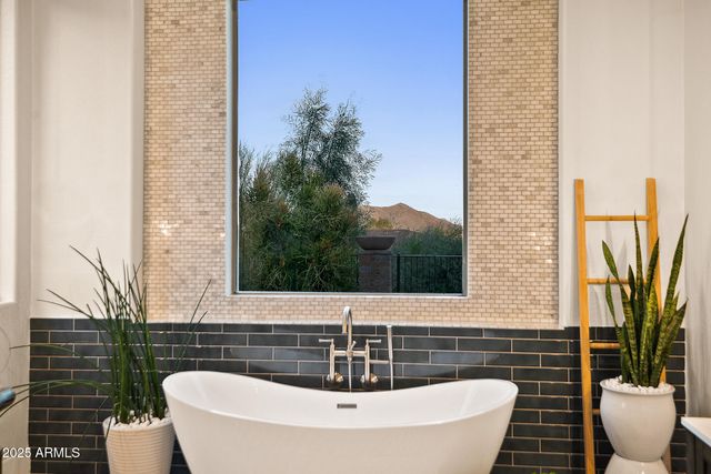 41809 N LA CANTERA Drive, Anthem, AZ 85086