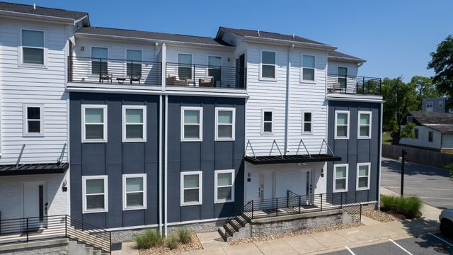 110 Duke St Apt 21, Nashville, TN 37207