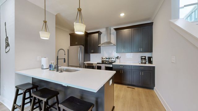 110 Duke St Apt 21, Nashville, TN 37207