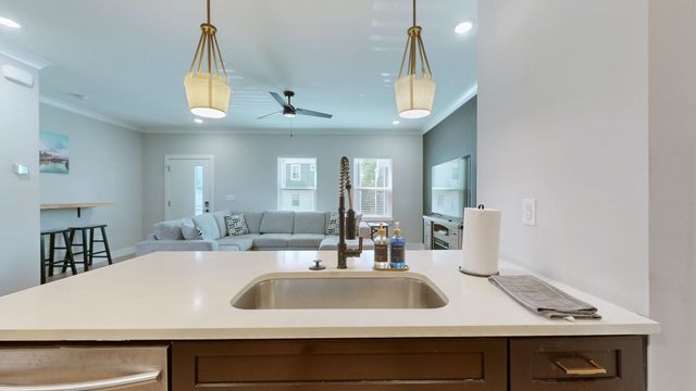 110 Duke St Apt 21, Nashville, TN 37207