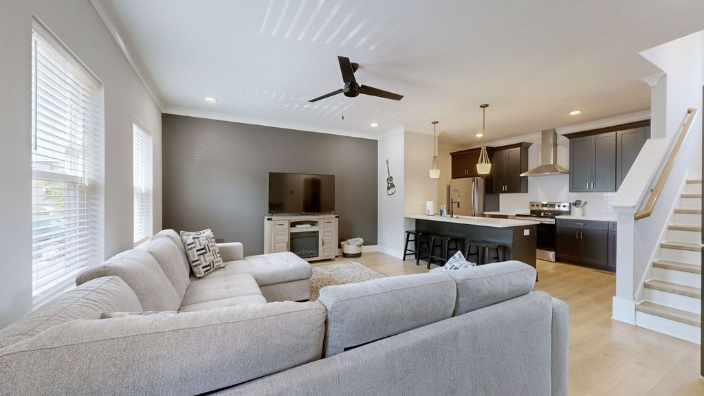 110 Duke St Apt 21, Nashville, TN 37207