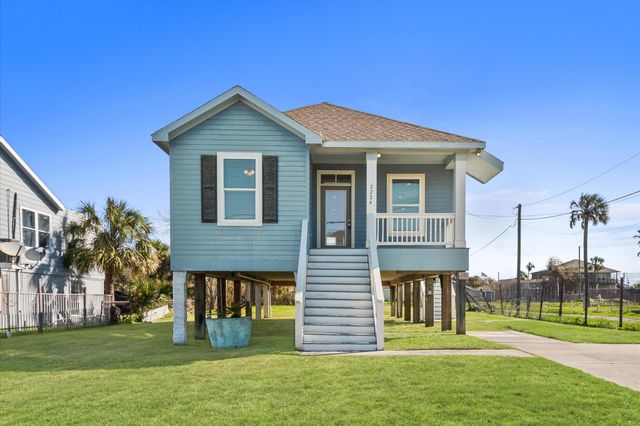 2224 71st Street, Galveston, TX 77551