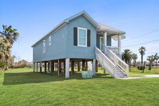 2224 71st Street, Galveston, TX 77551