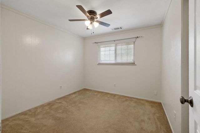 1127 S Noyes Street, Visalia, CA 93277