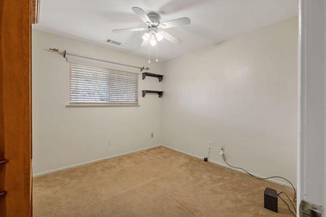 1127 S Noyes Street, Visalia, CA 93277