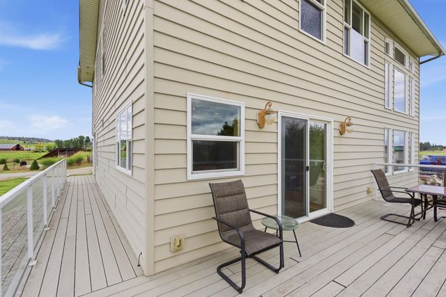 6321 E Peone Rd, Mead, WA 99021