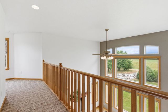 6321 E Peone Rd, Mead, WA 99021