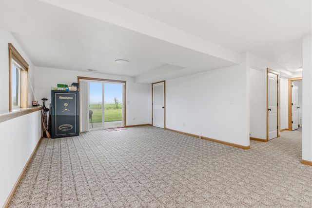 6321 E Peone Rd, Mead, WA 99021