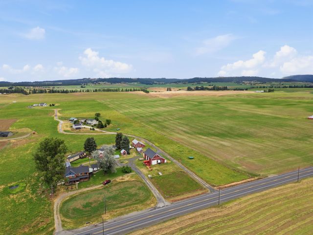 6321 E Peone Rd, Mead, WA 99021