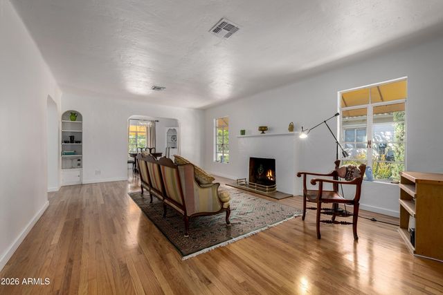 1624 W LEWIS Avenue, Phoenix, AZ 85007