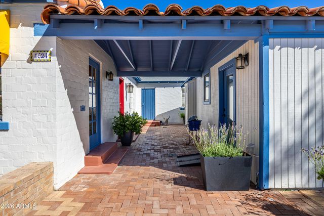 1624 W LEWIS Avenue, Phoenix, AZ 85007