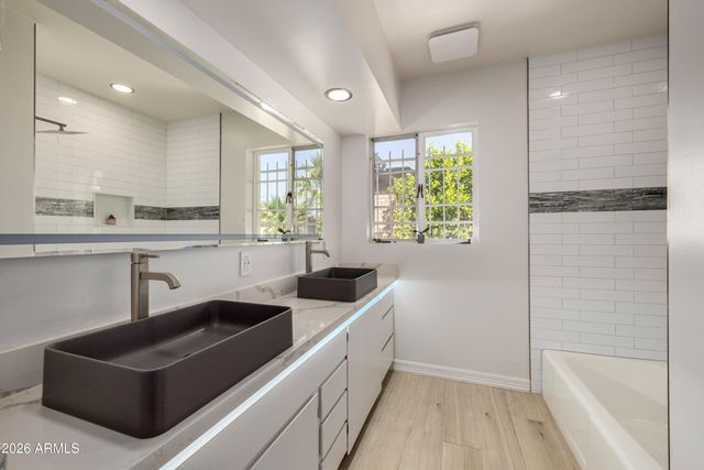 1624 W LEWIS Avenue, Phoenix, AZ 85007