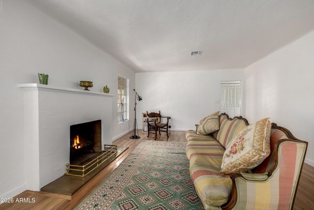 1624 W LEWIS Avenue, Phoenix, AZ 85007