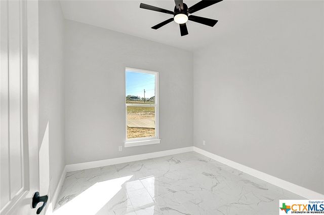 105 Hondo Ridge, La Vernia, TX 78121