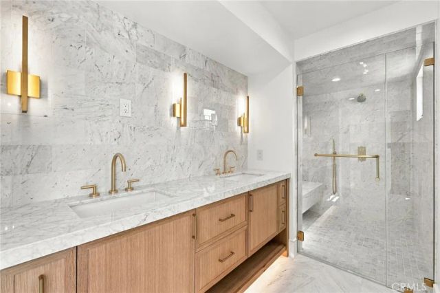 209 Narcissus Avenue, Corona Del Mar, CA 92625