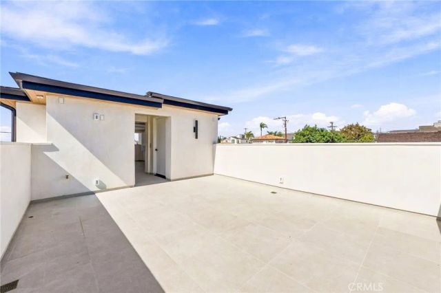 209 Narcissus Avenue, Corona Del Mar, CA 92625